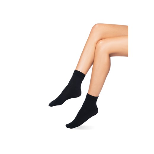 Skarpetki rajstopowe 60 DEN czarne ze sklepu GORTEKS w kategorii Skarpetki damskie - zdjęcie 185969551