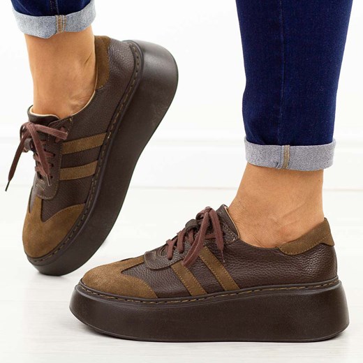 Czekoladowe skórzane sneakersy damskie Deoni D632 ze sklepu suzana.pl w kategorii Półbuty damskie - zdjęcie 185970511
