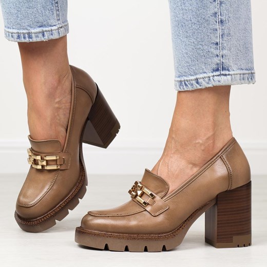 Beżowe półbuty damskie, mokasyny na słupku Potocki 12278 ze sklepu suzana.pl w kategorii Mokasyny damskie - zdjęcie 185970812