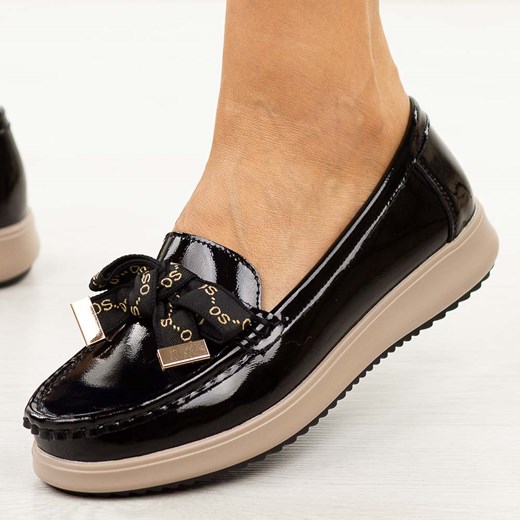 Czarne lakierowane skórzane mokasyny damskie Filippo Dp6457/25 ze sklepu suzana.pl w kategorii Mokasyny damskie - zdjęcie 185971204
