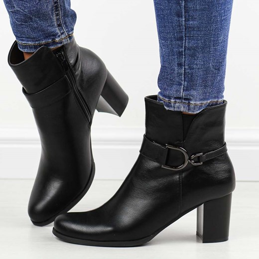 Czarne botki damskie na słupku M.Daszyński Sa125-32 ze sklepu suzana.pl w kategorii Botki - zdjęcie 185971814