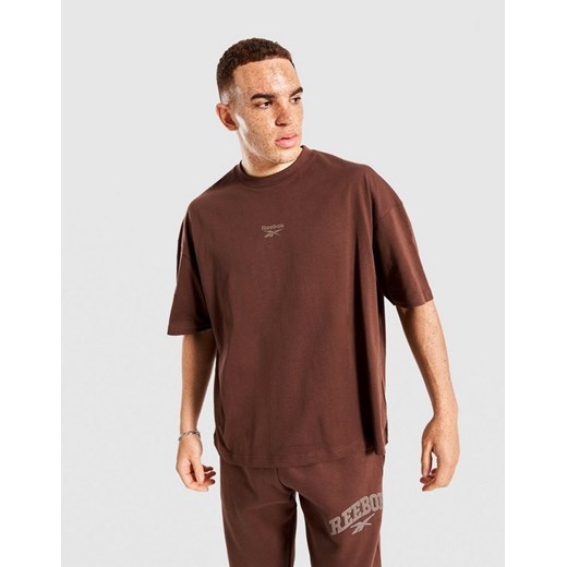 REEBOK T-SHIRT DANNY VARSITY ze sklepu JD Sports  w kategorii T-shirty męskie - zdjęcie 185973290