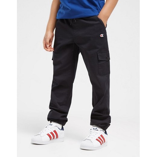 CHAMPION SPODNIE ELASTIC CUFF CARGO PANT B ze sklepu JD Sports  w kategorii Spodnie chłopięce - zdjęcie 185973911