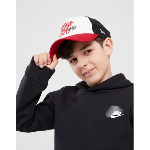 NEW ERA CZAPKA YOUTH GRAFFITI TRUCKER NE NONE ze sklepu JD Sports  w kategorii Czapki dziecięce - zdjęcie 185975213