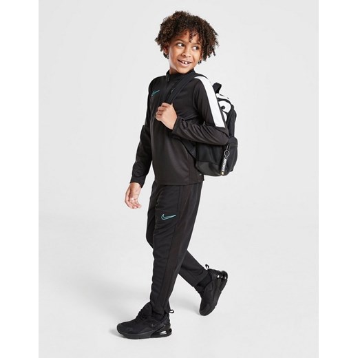 NIKE KOMPLET ACADEMY PANT SET BLK B ze sklepu JD Sports  w kategorii Komplety chłopięce - zdjęcie 185977220