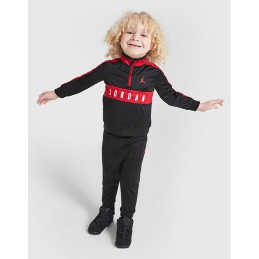 JORDAN KOMPLET POLY 1/4 ZIP ST BLK/RED B ze sklepu JD Sports  w kategorii Komplety niemowlęce - zdjęcie 185978400