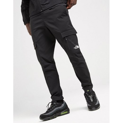 THE NORTH FACE SPODNIE TRISHUL CRG PNT BLK ze sklepu JD Sports  w kategorii Spodnie męskie - zdjęcie 185978481