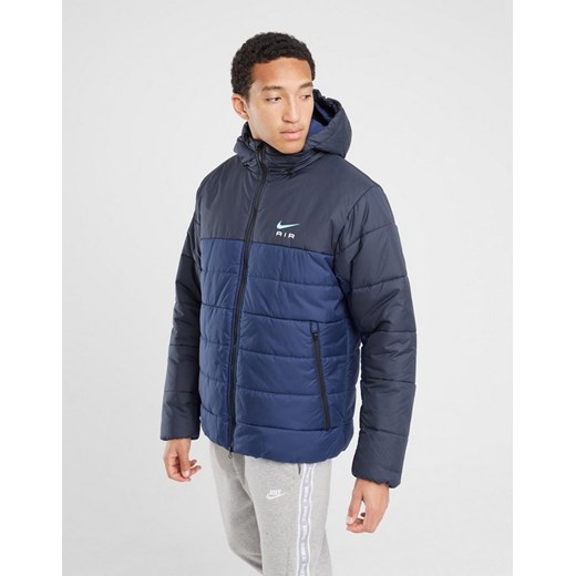 NIKE KURTKA ZIMOWA NSW SW AIR SYN FILL JKT ze sklepu JD Sports  w kategorii Kurtki męskie - zdjęcie 185983710