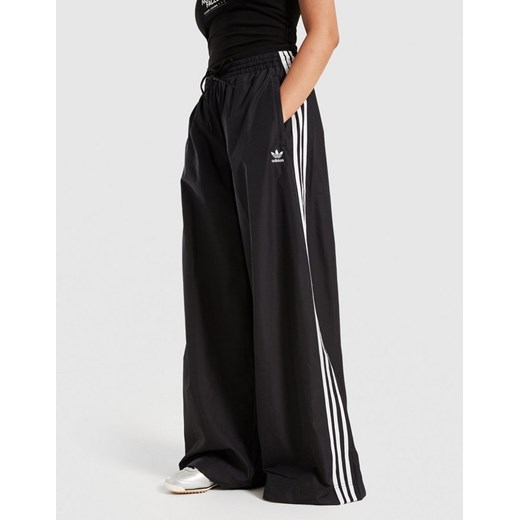 ADIDAS SPODNIE OVERSIZED TP ze sklepu JD Sports  w kategorii Spodnie damskie - zdjęcie 185985363