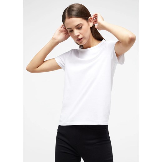 Damski T-Shirt Mustang Style Ada General White 1013929 2045 ze sklepu YouNeedit.pl w kategorii Bluzki damskie - zdjęcie 185988223