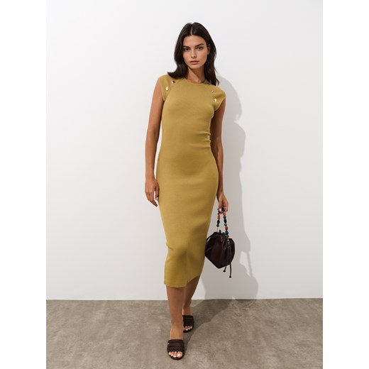 Mohito - Dzianinowa sukienka midi - oliwkowy ze sklepu Mohito w kategorii Sukienki - zdjęcie 185996471