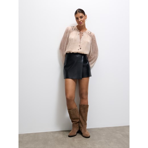 Mohito - Czarne spódnico-szorty - czarny ze sklepu Mohito w kategorii Spódnice - zdjęcie 185996491