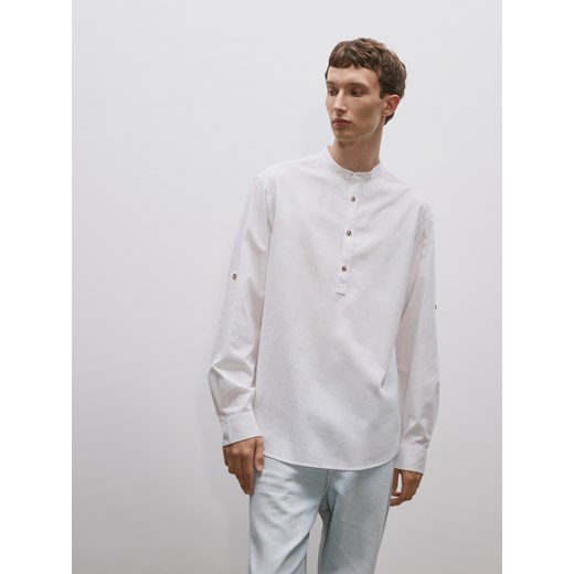 Reserved - Koszula regular ze stójką - biały - id: 1137O-00X - marki Reserved - 185999322 Reserved - Koszula regular ze stójką - biały ze sklepu Reserved w kategorii Koszule męskie - zdjęcie 185999322