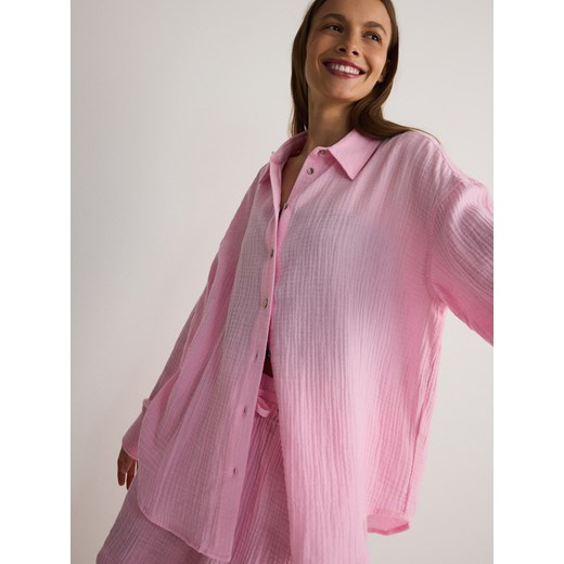 Reserved - Koszula oversize z bawełnianego muślinu - różowy ze sklepu Reserved w kategorii Koszule damskie - zdjęcie 185999502