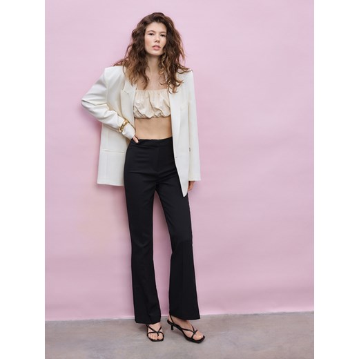 Reserved - Spodnie z kantem - czarny ze sklepu Reserved w kategorii Spodnie damskie - zdjęcie 186000811