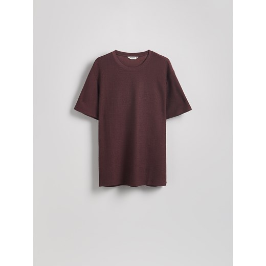 Reserved - Strukturalny t-shirt regular - mahoniowy ze sklepu Reserved w kategorii T-shirty męskie - zdjęcie 186001944