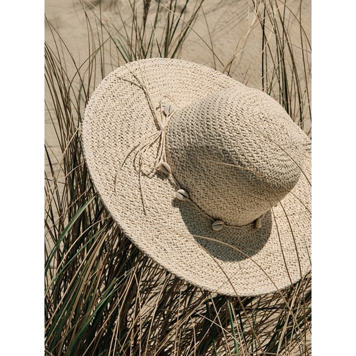 Reserved - Pleciony kapelusz z koralikami - kremowy ze sklepu Reserved w kategorii Kapelusze damskie - zdjęcie 186001960