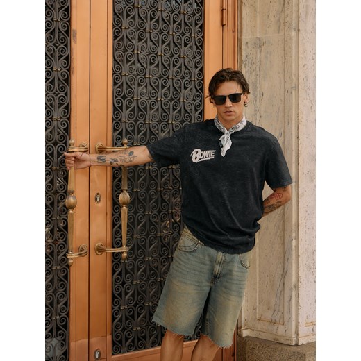 Reserved - Jeansowe szorty straight - indigo jeans ze sklepu Reserved w kategorii Spodenki męskie - zdjęcie 186002531