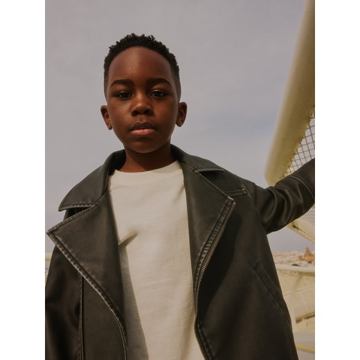 Reserved - Ramoneska oversize - czarny ze sklepu Reserved w kategorii Kurtki dziewczęce - zdjęcie 186002560