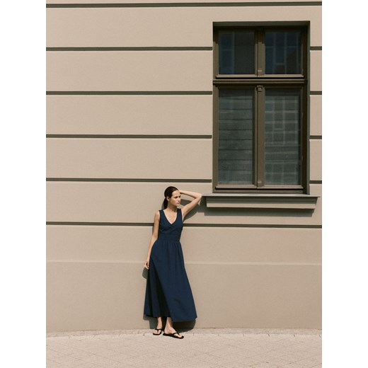 Reserved - Sukienka maxi z wiązaniem na plecach - granatowy ze sklepu Reserved w kategorii Sukienki - zdjęcie 186003292