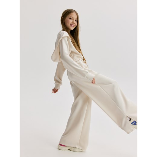 Reserved - Spodnie wide leg z wiskozą - kremowy ze sklepu Reserved w kategorii Spodnie dziewczęce - zdjęcie 186009830