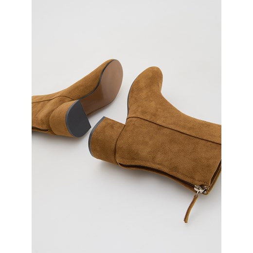 Reserved - Botki na obcasie - brązowy Reserved 42 Reserved