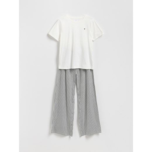 Reserved - Dwuczęściowa piżama z haftem - złamana biel ze sklepu Reserved w kategorii Piżamy damskie - zdjęcie 186012700