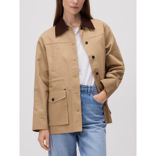Reserved - Kurtka z kontrastowym kołnierzem - beżowy ze sklepu Reserved w kategorii Kurtki damskie - zdjęcie 186013050