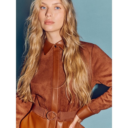 Mohito - Sukienka mini z paskiem - brązowy ze sklepu Mohito w kategorii Sukienki - zdjęcie 186013840