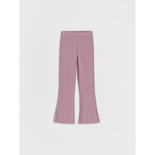 Reserved - Spodnie flare z rozcięciami - fioletowy Reserved 128 (7-8 lat) wyprzedaż Reserved