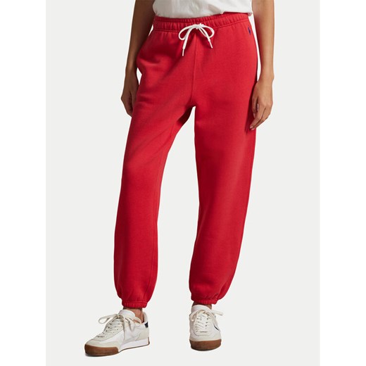 Polo Ralph Lauren Spodnie dresowe 211971700007 Czerwony Tapered Fit ze sklepu MODIVO w kategorii Spodnie damskie - zdjęcie 186031573