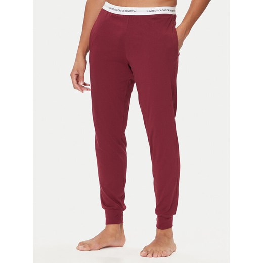 United Colors Of Benetton Spodnie piżamowe 30964F00V Bordowy Regular Fit ze sklepu MODIVO w kategorii Piżamy męskie - zdjęcie 186032134