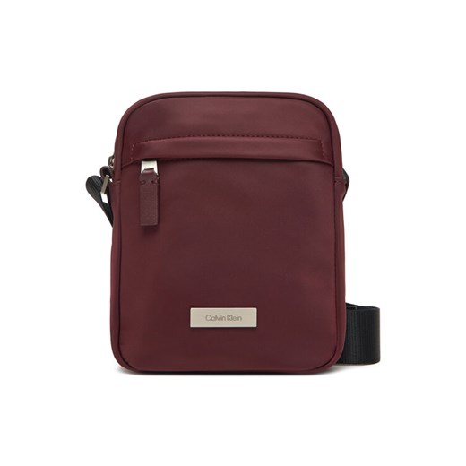 Calvin Klein Saszetka Sleek Reporter LV04D3180G Bordowy ze sklepu MODIVO w kategorii Torby męskie - zdjęcie 186032211