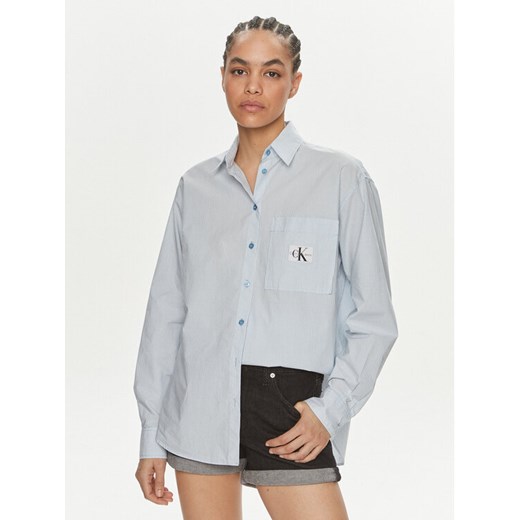 Calvin Klein Jeans Koszula J20J222610 Niebieski Relaxed Fit ze sklepu MODIVO w kategorii Koszule damskie - zdjęcie 186032251