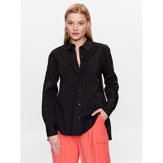 DKNY Koszula P31M0RY3 Czarny Oversize ze sklepu MODIVO w kategorii Koszule damskie - zdjęcie 186033010
