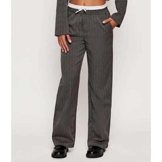 Guess Spodnie | Relaxed fit ze sklepu Gomez Fashion Store w kategorii Spodnie dziewczęce - zdjęcie 186058093