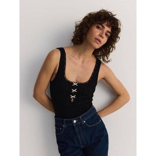 Reserved - Body z ażurowym wzorem - czarny ze sklepu Reserved w kategorii Bluzki damskie - zdjęcie 186070380