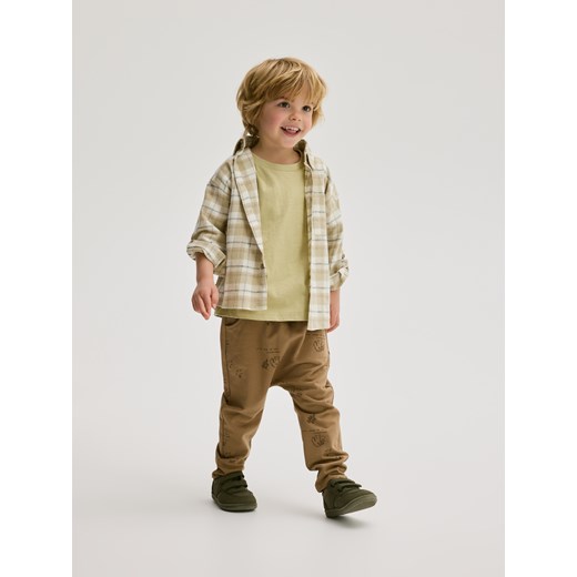 Reserved - Spodnie typu alladynki - brązowy ze sklepu Reserved w kategorii Spodnie chłopięce - zdjęcie 186070513