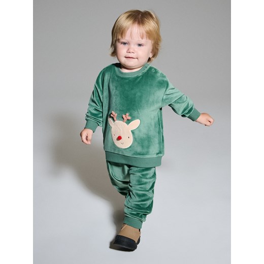 Sinsay - Komplet: bluza i spodnie z motywem zimowym - green spruce Sinsay 74 (6-9 m) Sinsay