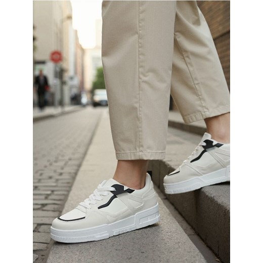 Sinsay - Sneakersy sznurowane z imitacji skóry - wielobarwny ze sklepu Sinsay w kategorii Buty sportowe damskie - zdjęcie 186082013