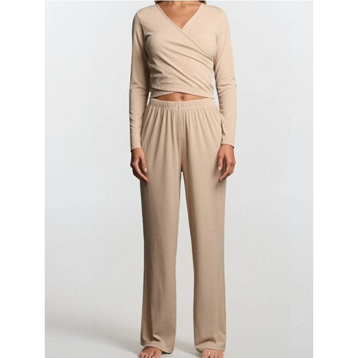Sinsay - Prążkowana piżama dwuczęściowa - kremowy ze sklepu Sinsay w kategorii Piżamy damskie - zdjęcie 186082083