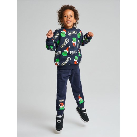 Sinsay - Spodnie jogger Grinch - granatowy - id: 292FC-59X - marki Sinsay - 186082480 Sinsay - Spodnie jogger Grinch - granatowy ze sklepu Sinsay w kategorii Spodnie chłopięce - zdjęcie 186082480