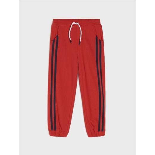 Sinsay - Spodnie jogger - czerwony - id: 886GE-92X - marki Sinsay - 186083953 Sinsay - Spodnie jogger - czerwony ze sklepu Sinsay w kategorii Spodnie chłopięce - zdjęcie 186083953