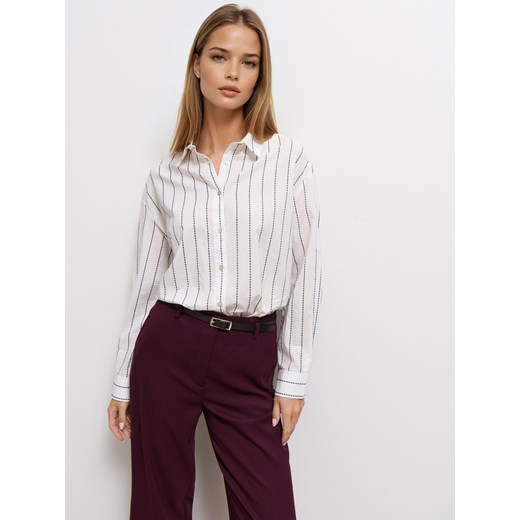 Mohito - Bawełniana biała koszula w paski - biały ze sklepu Mohito w kategorii Koszule damskie - zdjęcie 186090251