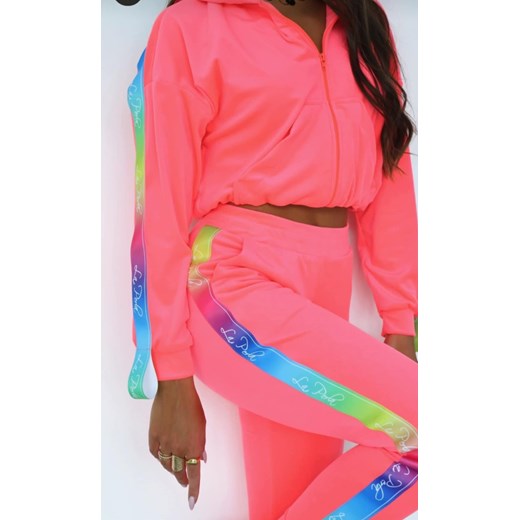 welurowy dres besties multicolor la perla bluza + spodnie z tęczowymi lampasami - neon koral ze sklepu STYLOWO w kategorii Dresy damskie - zdjęcie 186091290