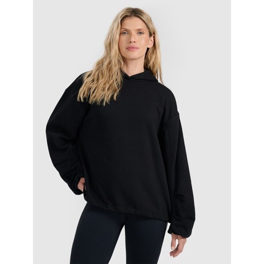 Damska bluza nierozpinana z kapturem 4F 4FRAW25TSWSF2462 - czarna ze sklepu Sportstylestory.com w kategorii Bluzy damskie - zdjęcie 186095850
