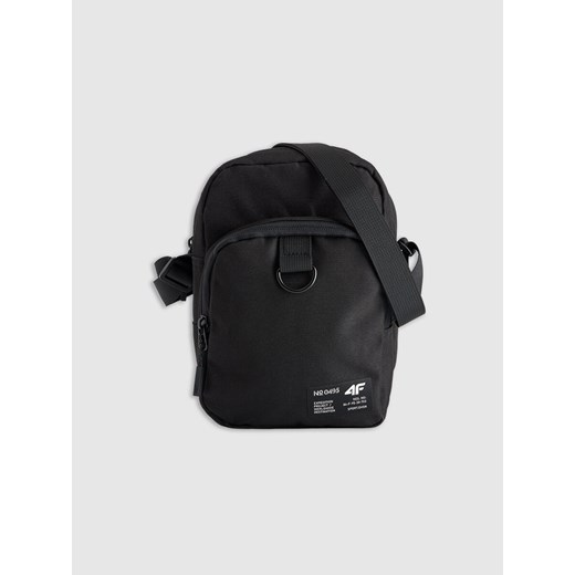 Saszetka na ramię 4F 4FRAW25APOUU101 - czarna ze sklepu Sportstylestory.com w kategorii Saszetki - zdjęcie 186096323