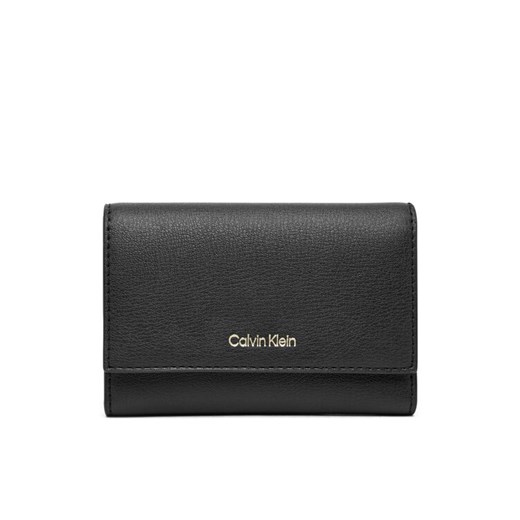 Portfel Calvin Klein Foil Logo Trifold W/ Zip Pocket LV04F1117G Czarny ze sklepu eobuwie.pl w kategorii Portfele damskie - zdjęcie 186100910