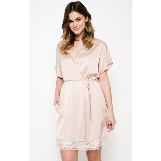 Szlafrok damski satynowy na krótki rękaw beżowy Dotyk, Kolor beżowy, Rozmiar S, Gee One ze sklepu Primodo w kategorii Szlafroki damskie - zdjęcie 186119162