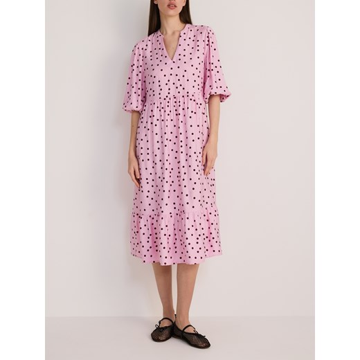 Reserved - Sukienka midi z wiskozy - różowy ze sklepu Reserved w kategorii Sukienki - zdjęcie 186128353